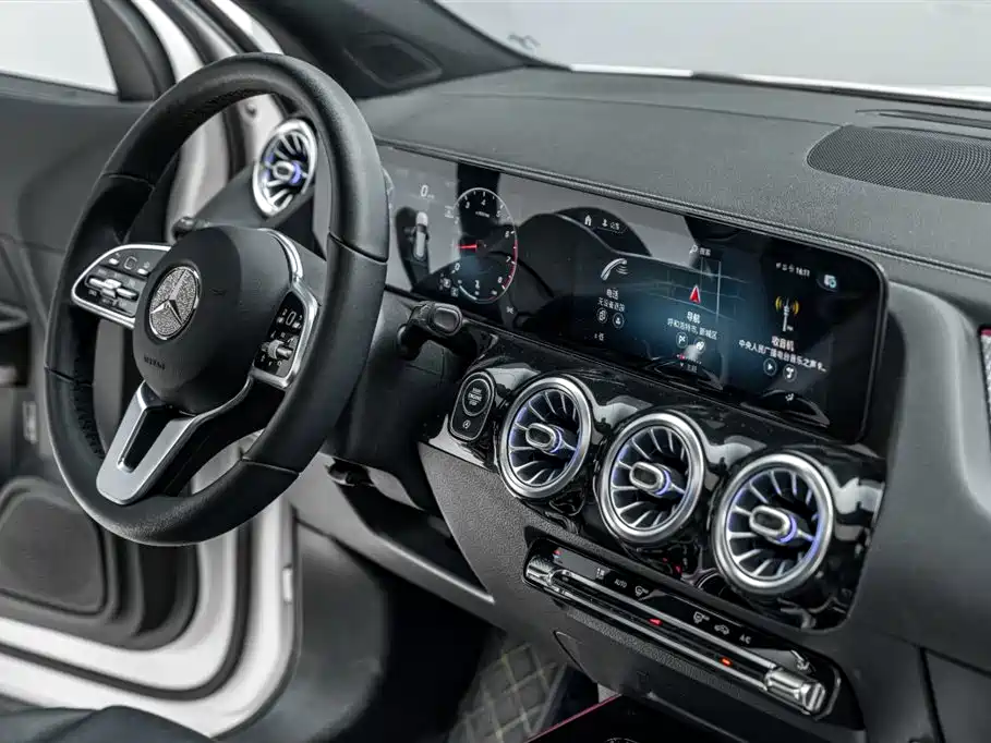 Mercedes-Benz GLA 2020 — фото 20
