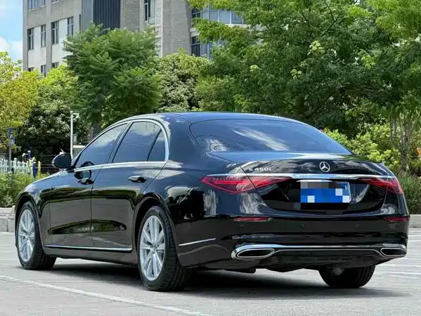 Mercedes-Benz S-Class 2022