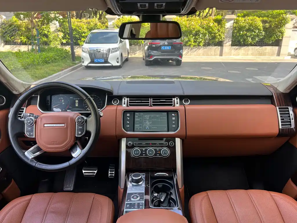 Land Rover Range Rover 2015 — фото 19
