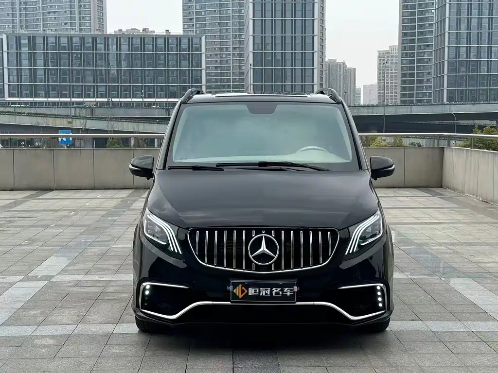 Mercedes-Benz Vito 2023 — фото 2