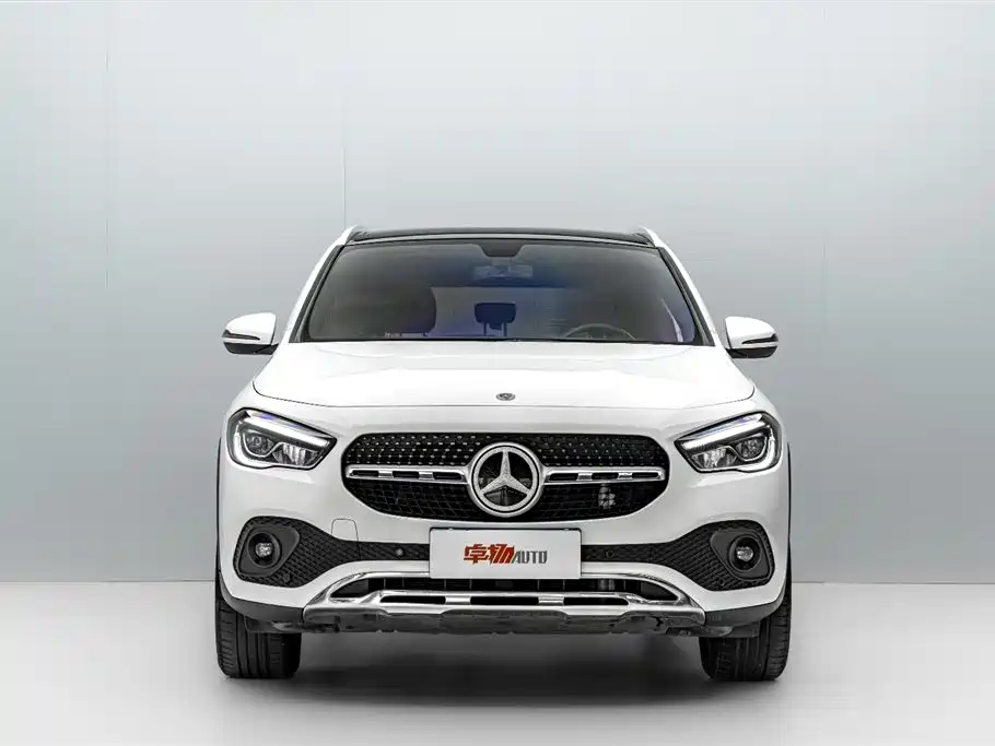 Mercedes-Benz GLA 2020 — фото 2