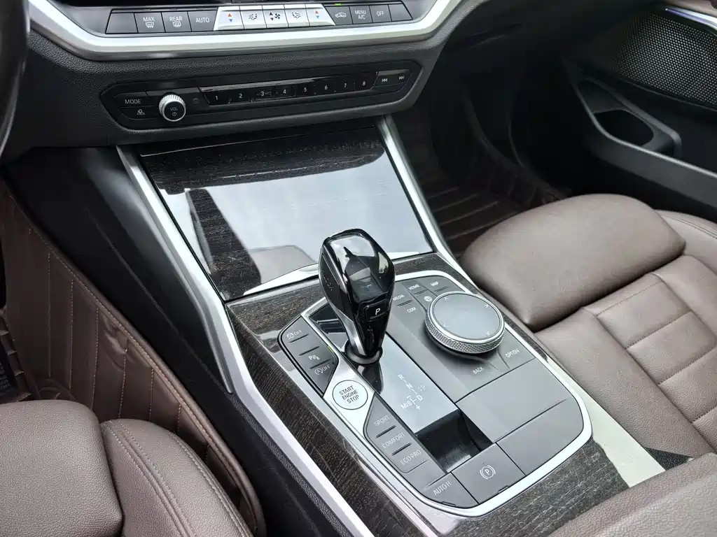 BMW 3 Series 2020 — фото 10