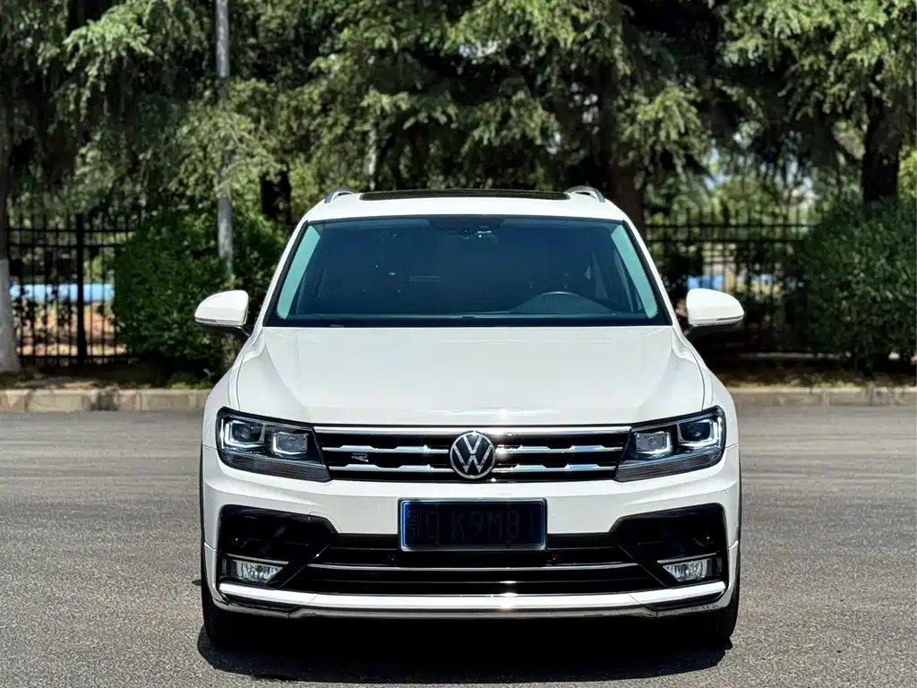 Volkswagen Tiguan L 2021 — фото 2