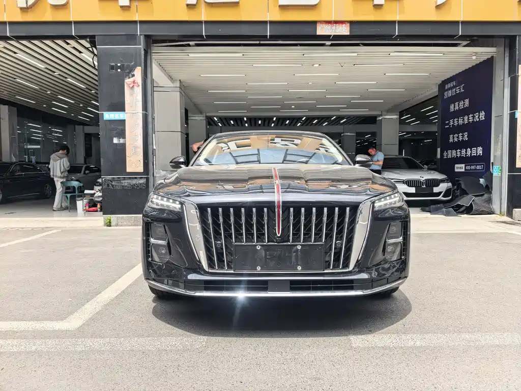 Hongqi H5 PHEV 2025 — фото 2