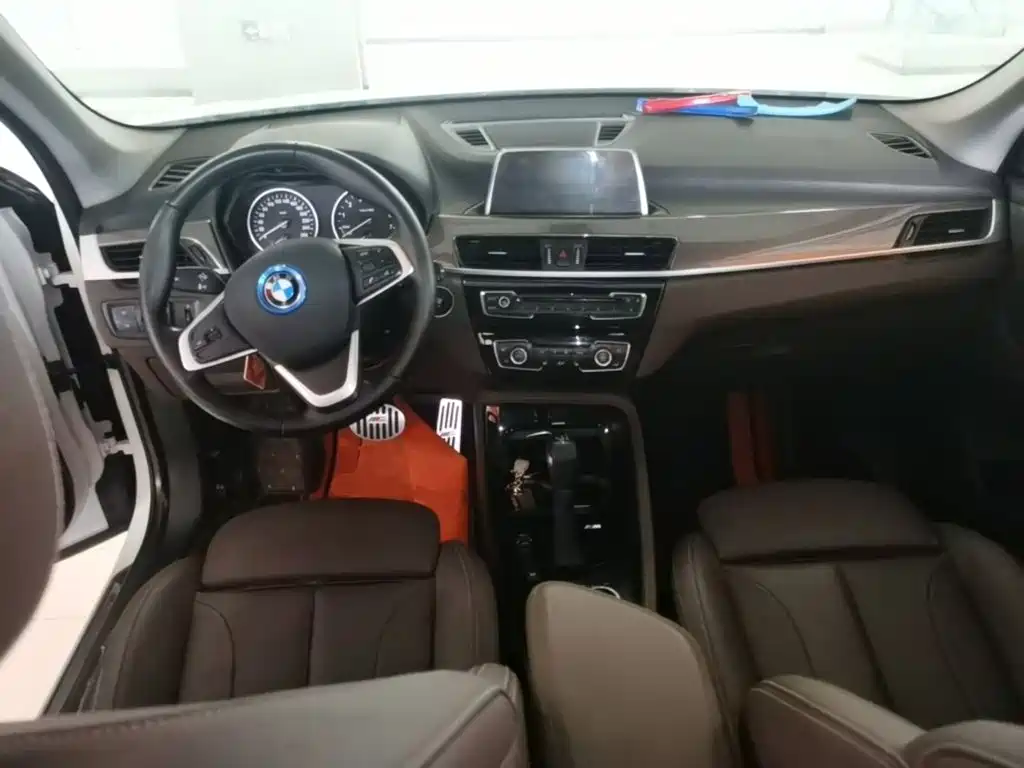 BMW X1 2018 — фото 16