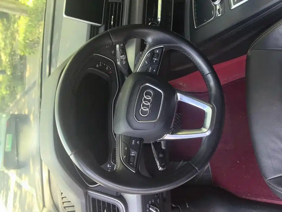 Audi Q5L 2019 — фото 15