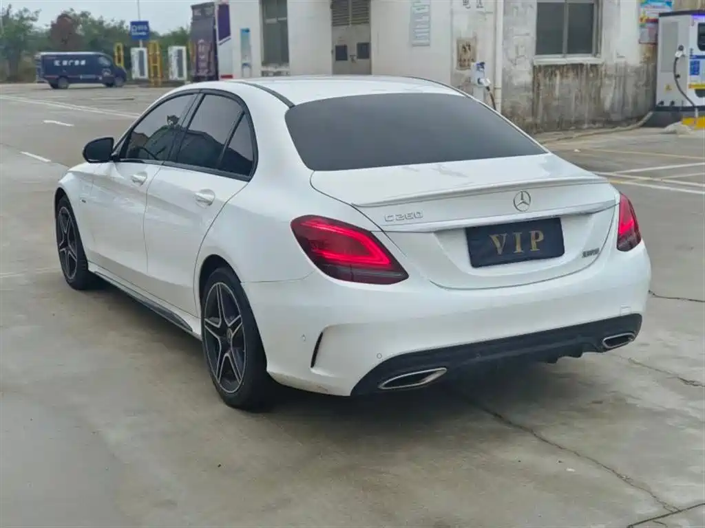 Mercedes-Benz C-Class 2022