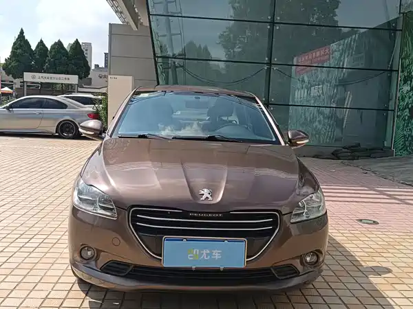 Peugeot 301 2015