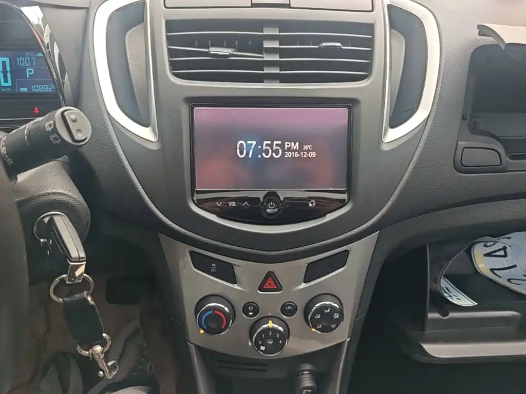 Chevrolet Trax 2016 — фото 13