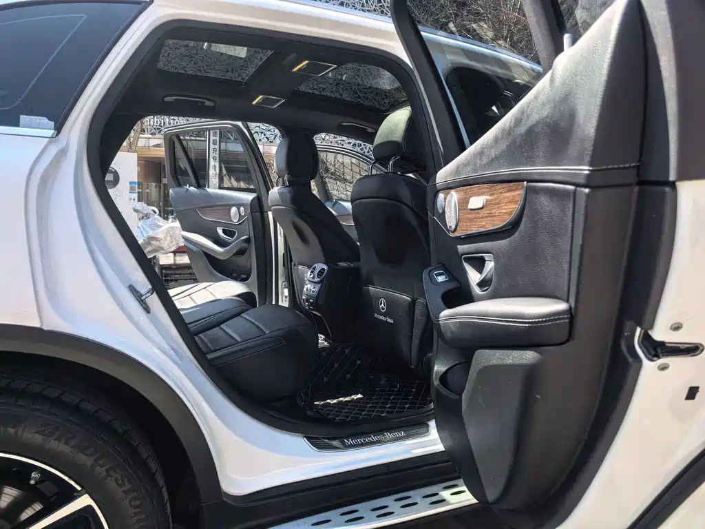 Mercedes-Benz GLC 2021 — фото 16