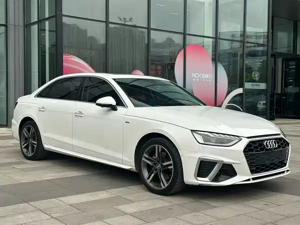 Audi A4L 2020