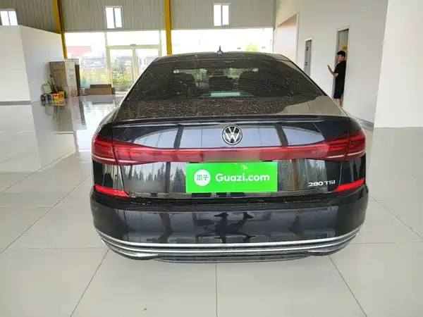 Volkswagen Passat 2023
