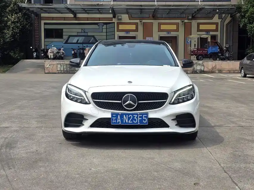 Mercedes-Benz C-Class 2022 — фото 1