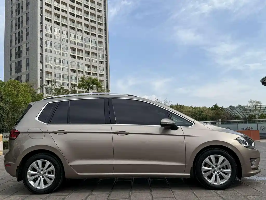 Volkswagen Golf Sportsvan 2017 — фото 7