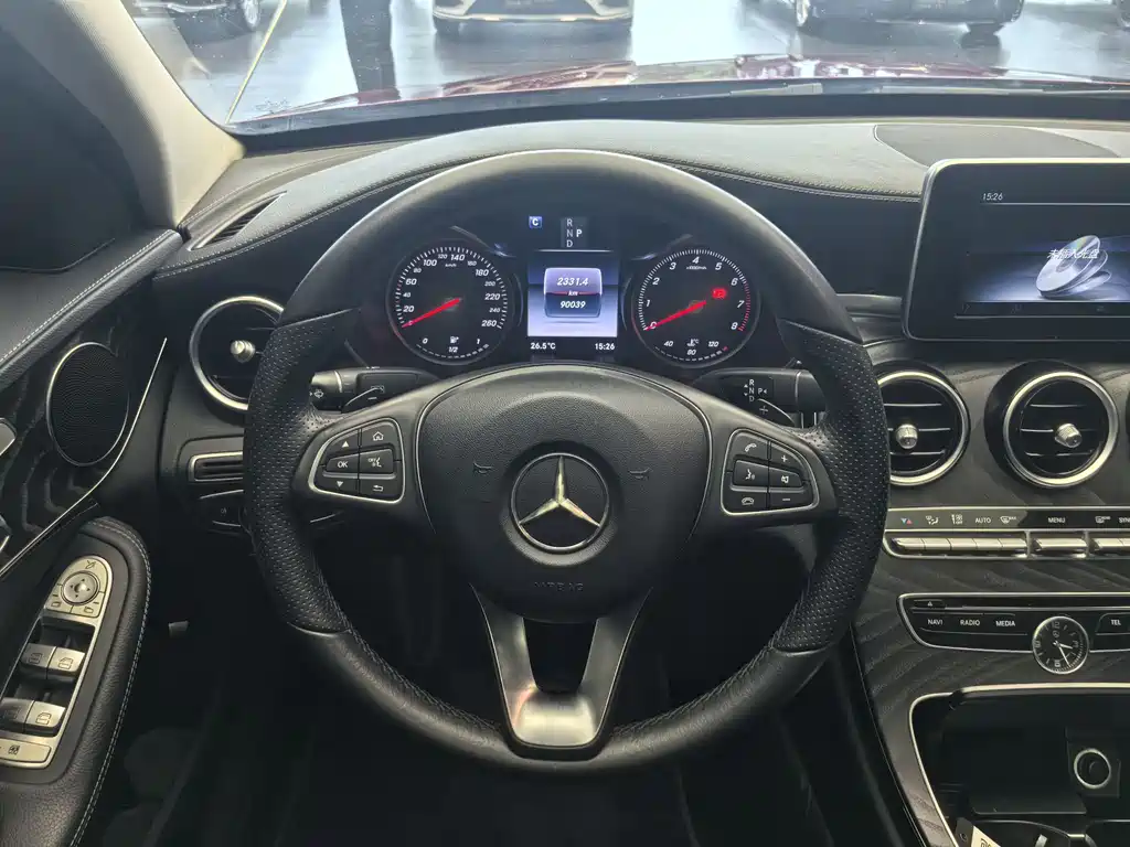 Mercedes-Benz C-Class 2017 — фото 7