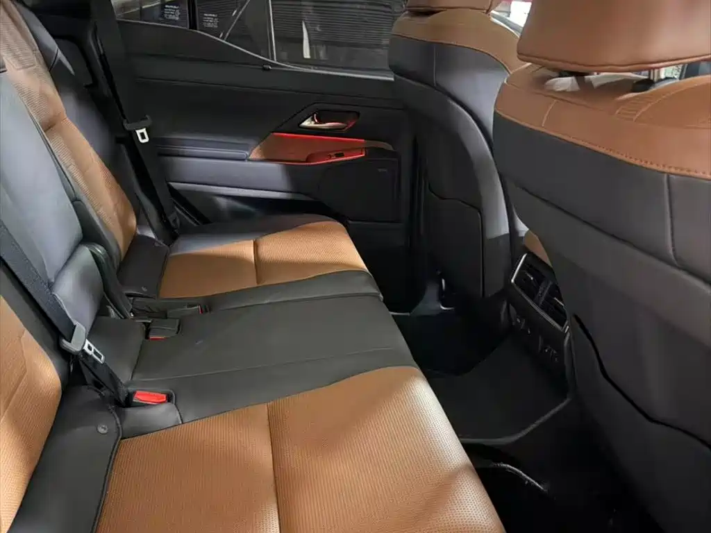 Lexus GX 2025