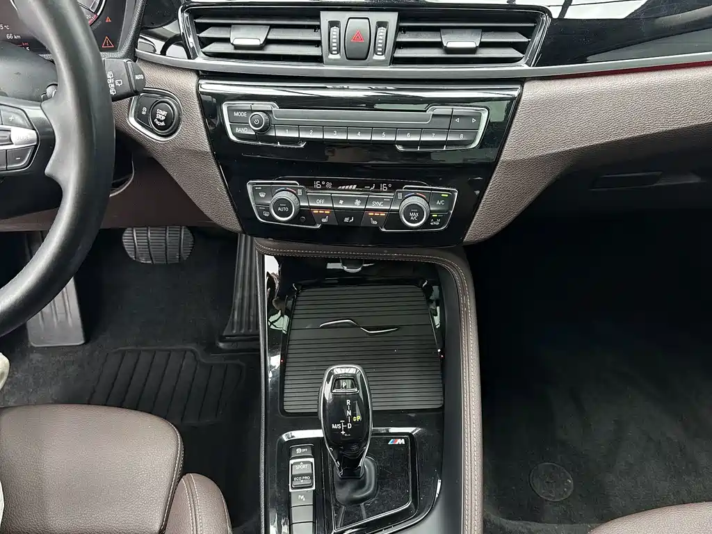 BMW X1 2022 — фото 14