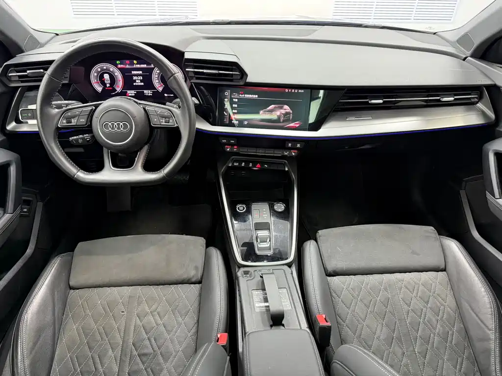 Audi A3 2022 — фото 11