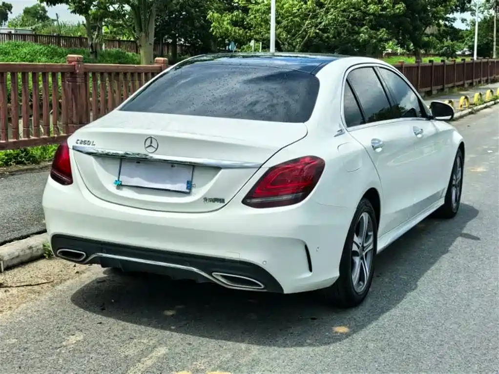 Mercedes-Benz C-Class 2020