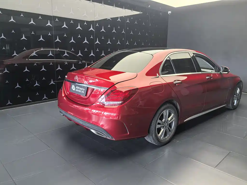 Mercedes-Benz C-Class 2017 — фото 10