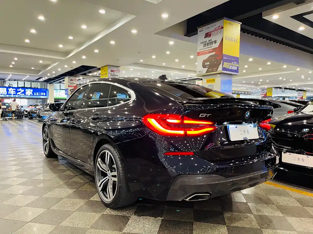 BMW 6 Series GT 2020 — фото 12