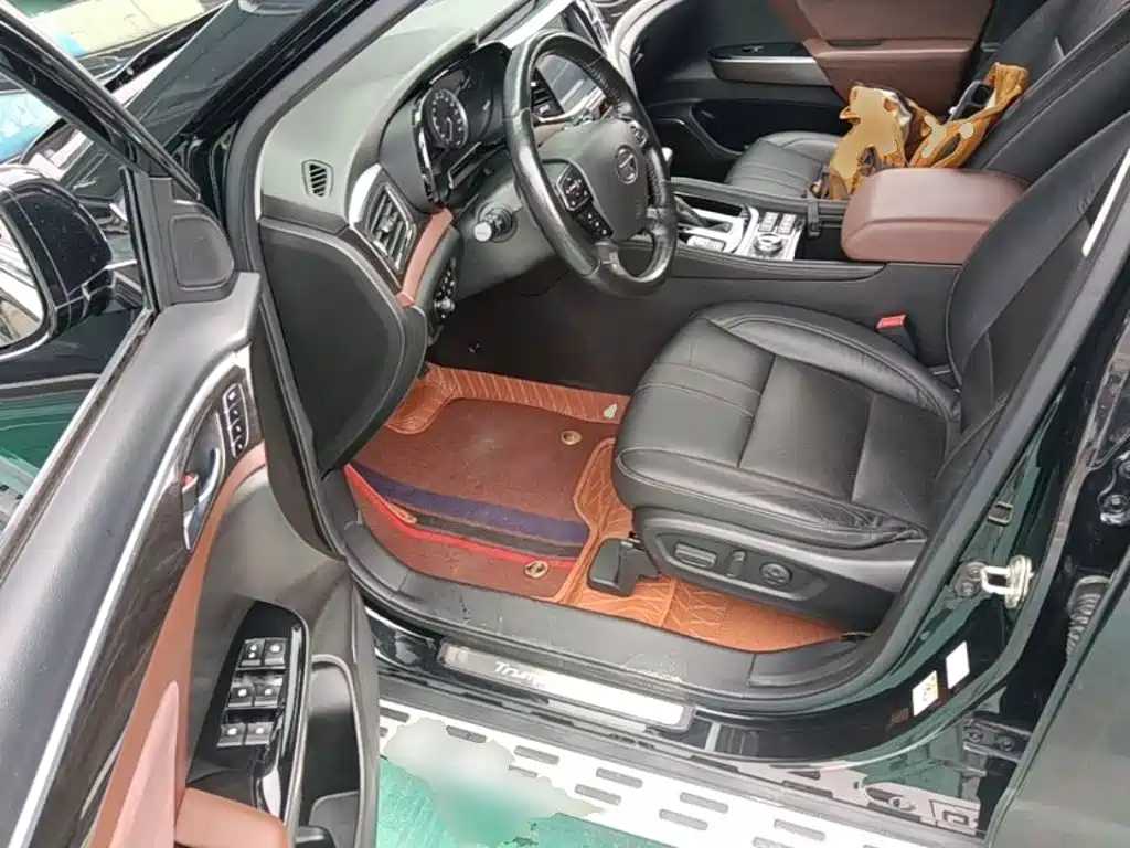 GAC Motor Trumpchi GS8 2018 — фото 16