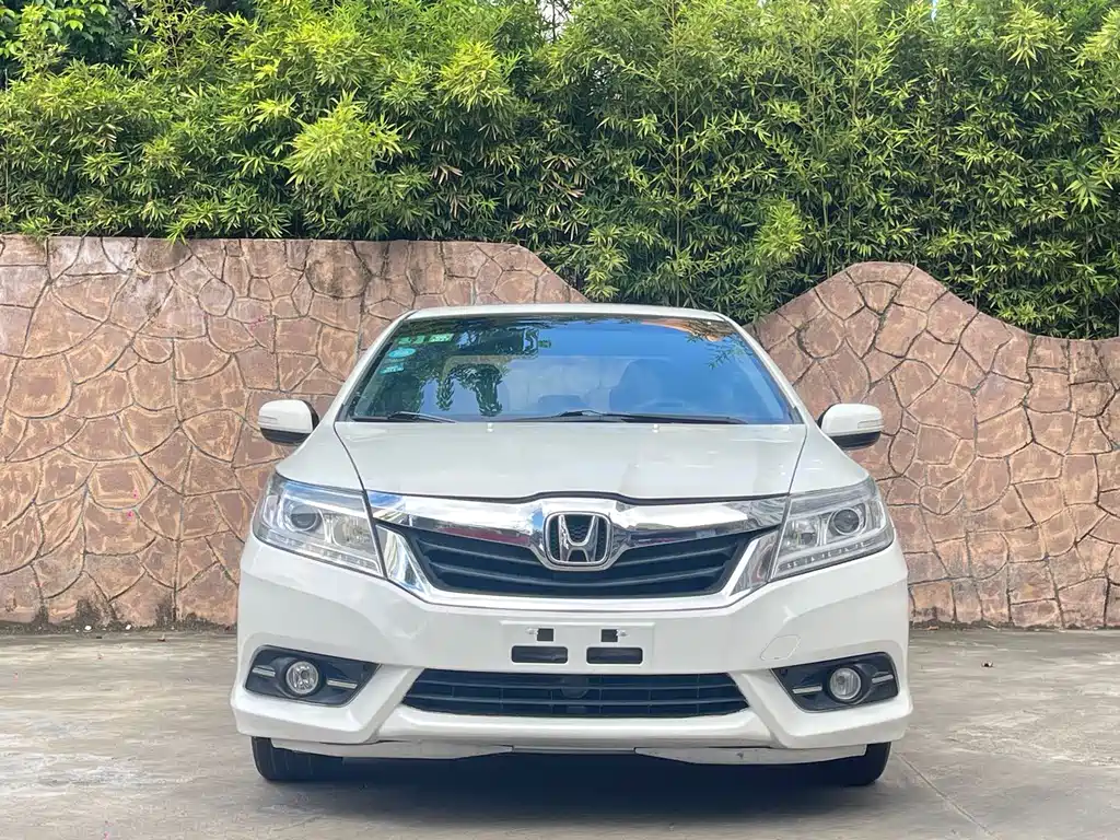 Honda Crider 2015
