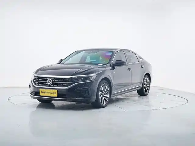 Volkswagen Passat 2022