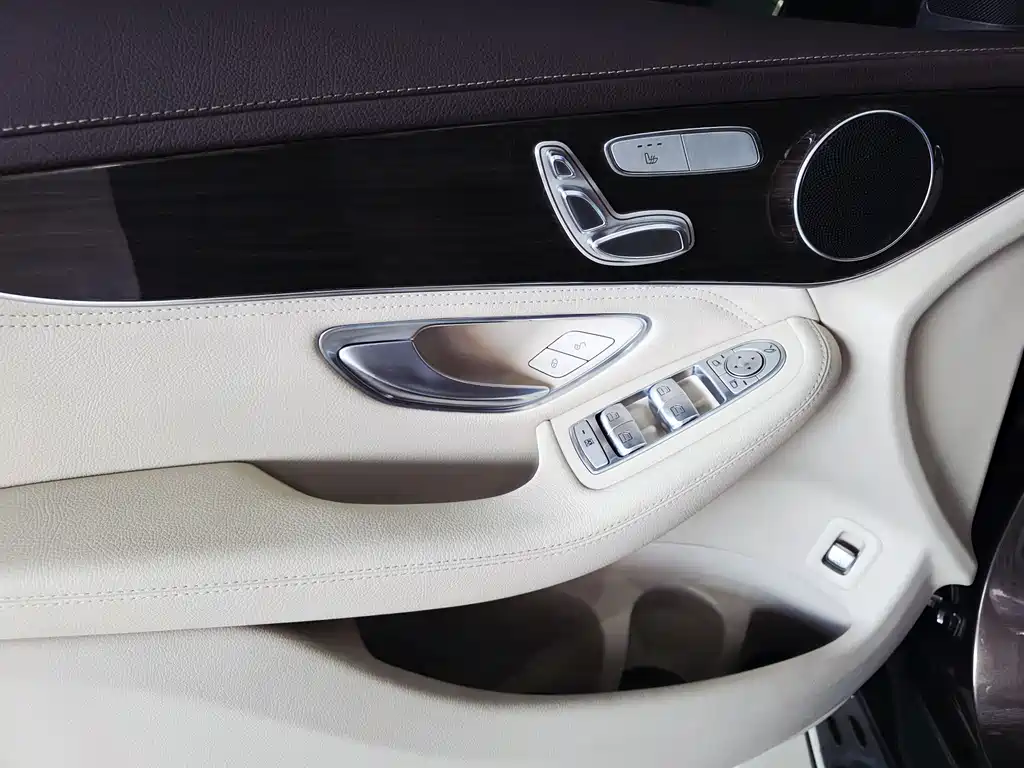 Mercedes-Benz GLC 2016