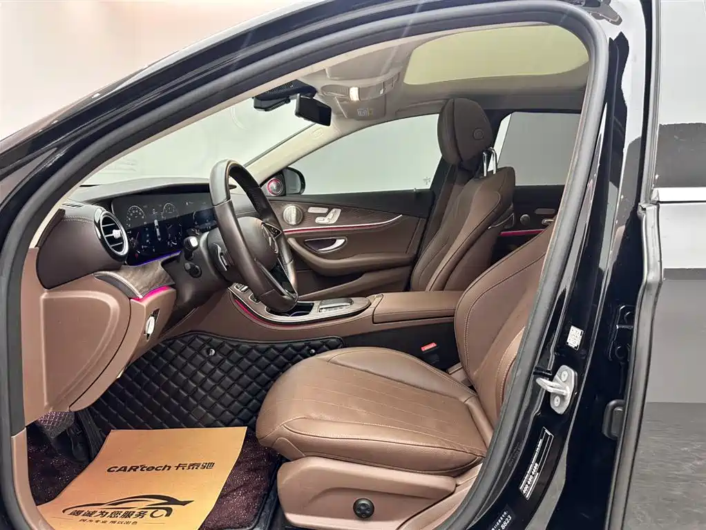 Mercedes-Benz E-Class 2023 — фото 8