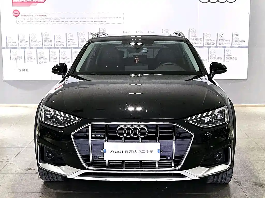 Audi A4 2023 — фото 2