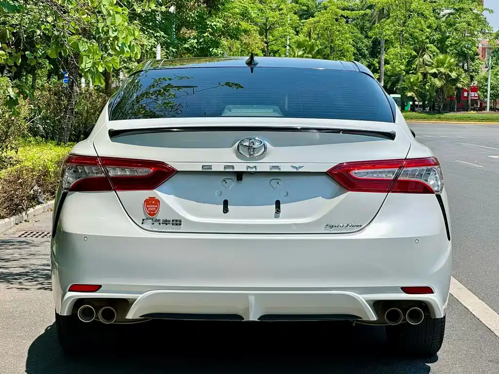 Toyota Camry 2021