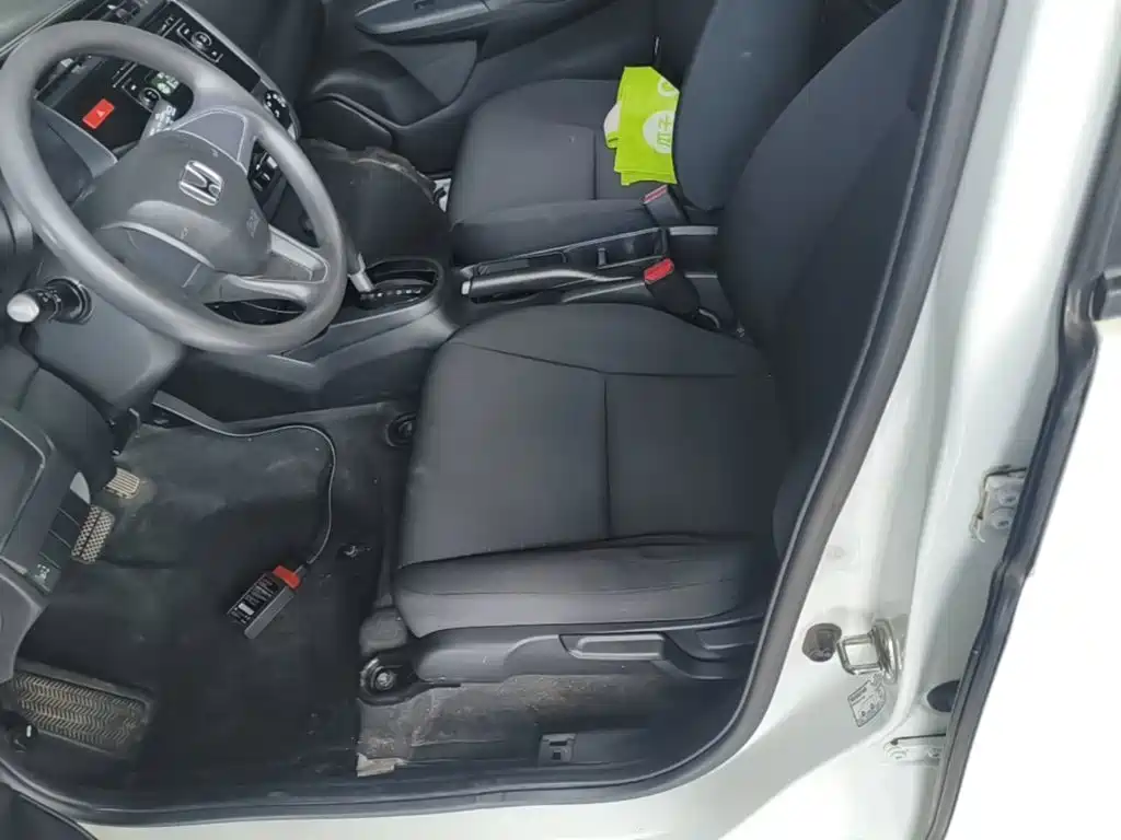 Honda Fit 2015 — фото 15