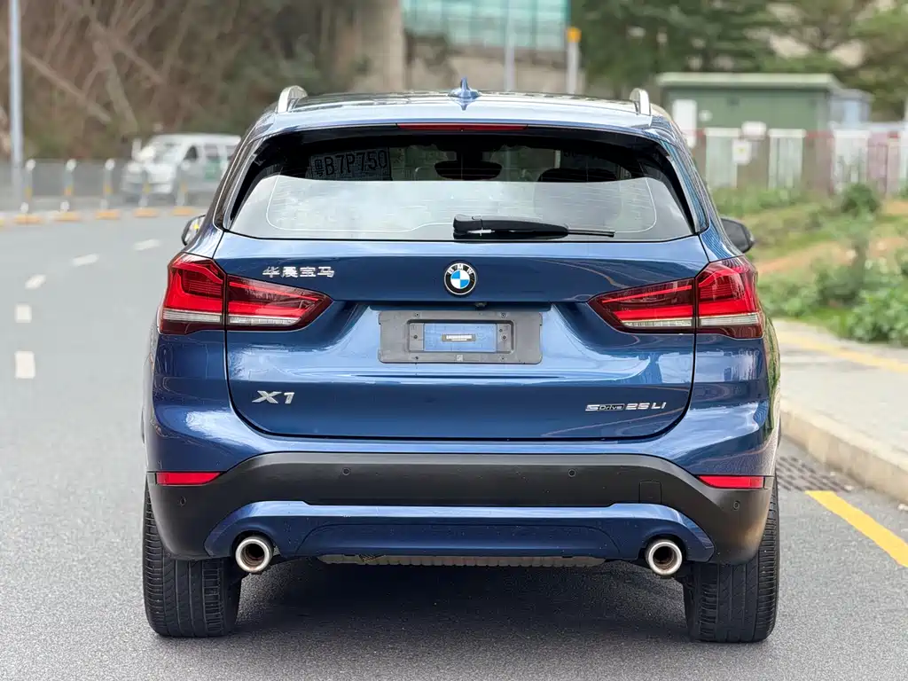 BMW X1 2021 — фото 12