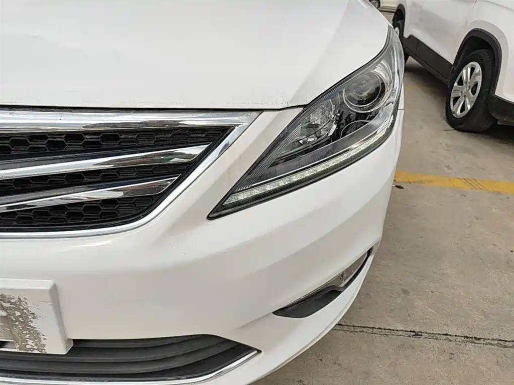 Changan Eado 2018 — фото 24