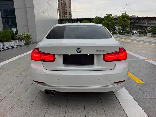 BMW 3 Series 2018