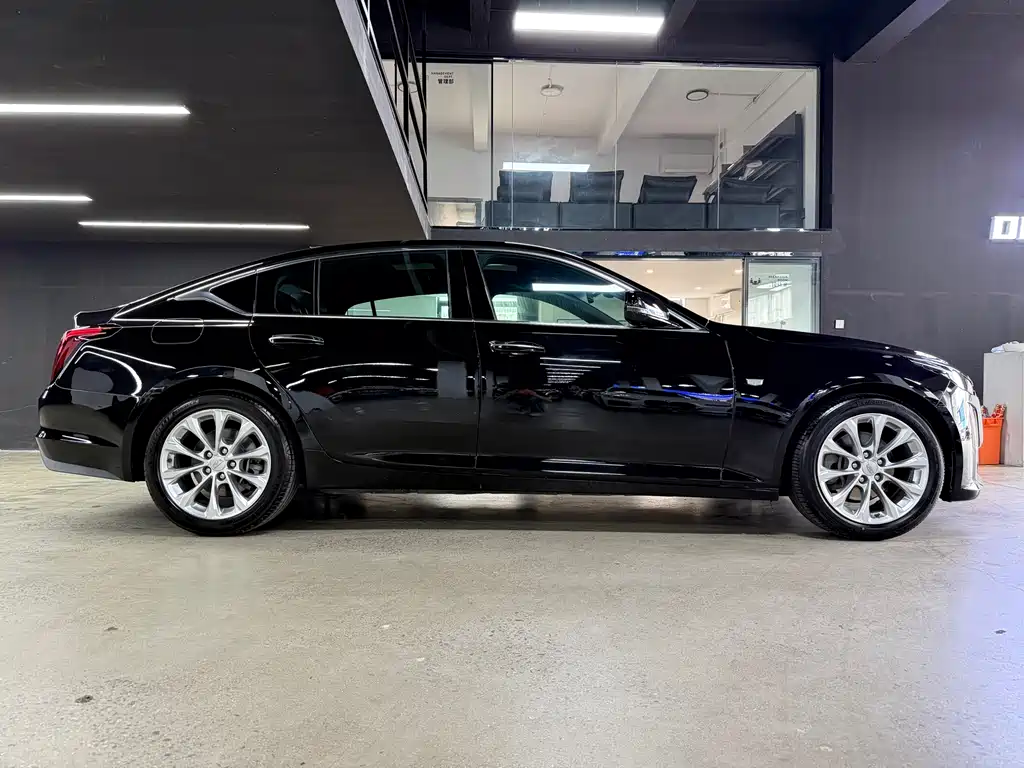Cadillac CT5 2021 — фото 10