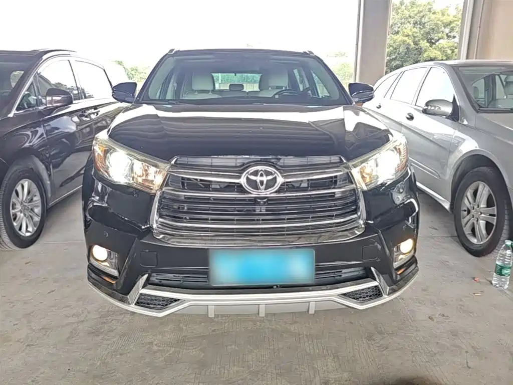 Toyota Highlander 2015 — фото 3