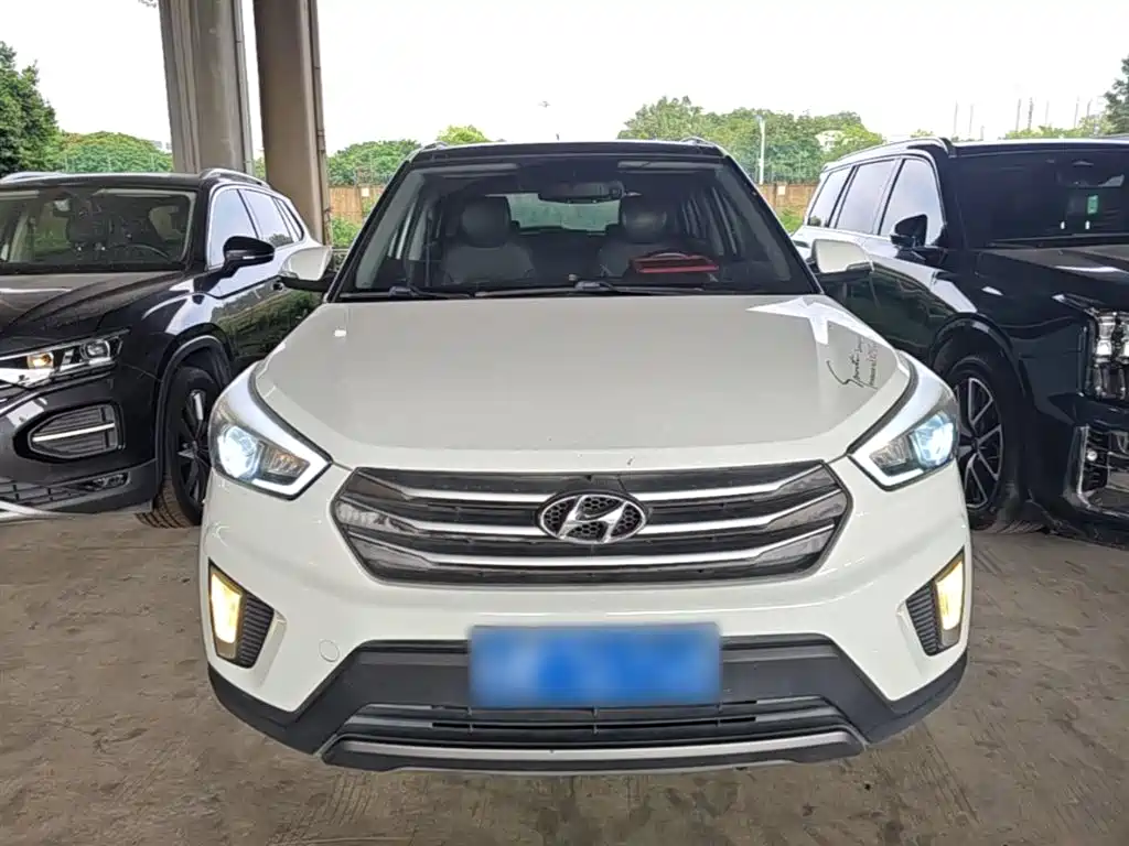 Hyundai ix25 2015 — фото 3