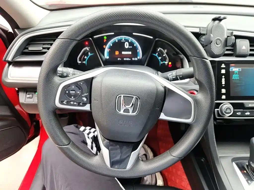 Honda Civic 2019 — фото 11