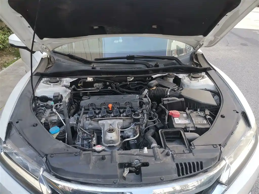 Honda Spirior 2017 — фото 11