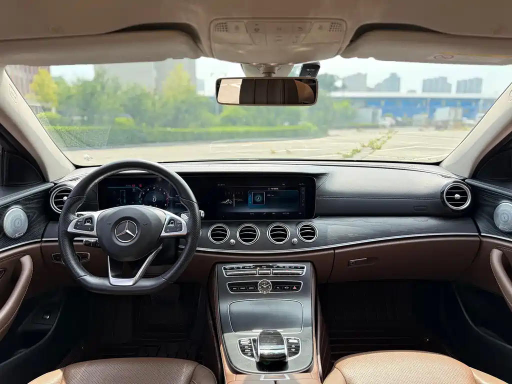 Mercedes-Benz E-Class 2018