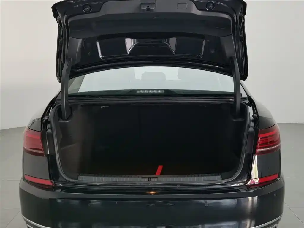 Volkswagen Passat 2023 — фото 16