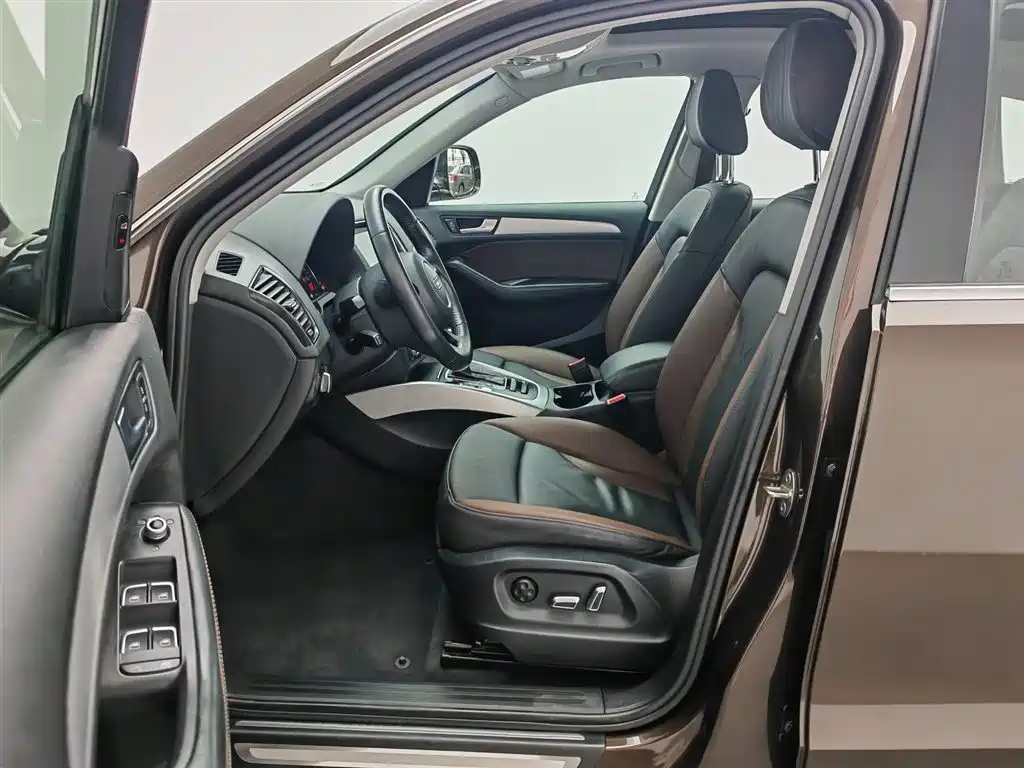 Audi Q5 2018 — фото 10