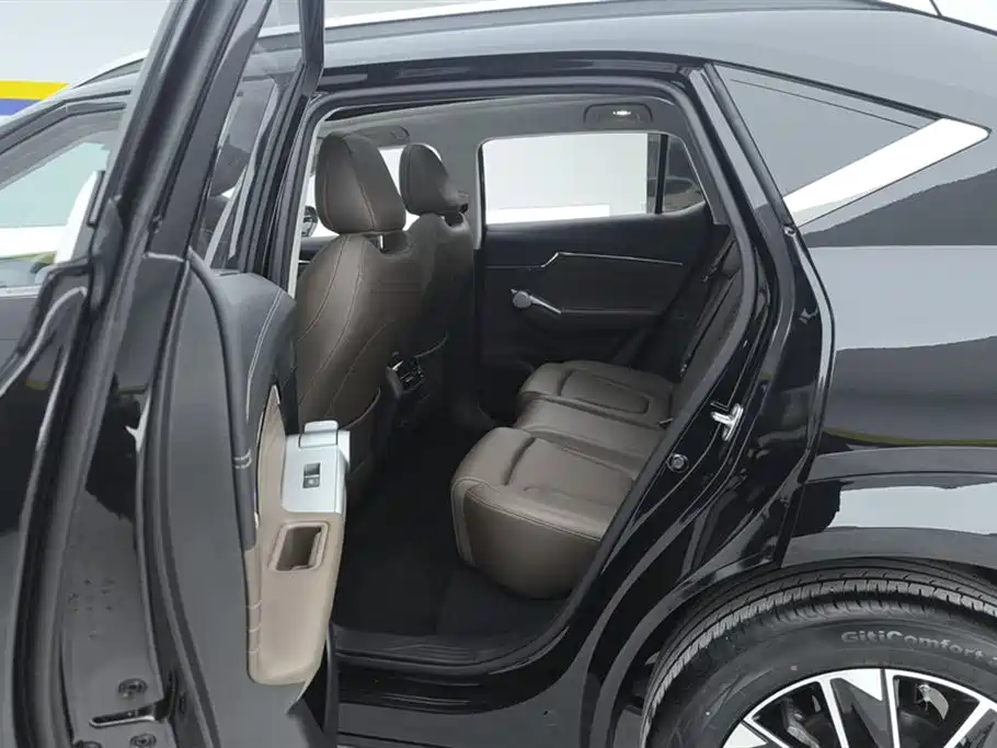 GAC Motor Trumpchi GS4 2024 — фото 11