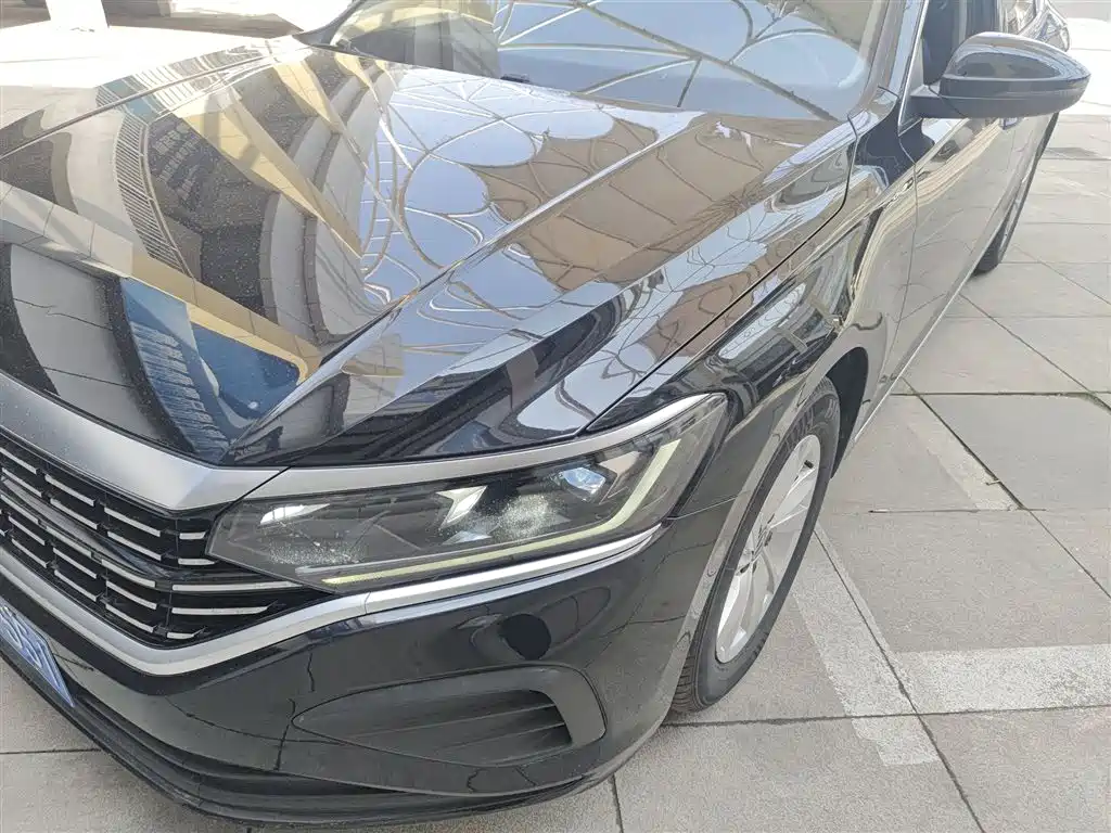 Volkswagen Passat 2023 — фото 18