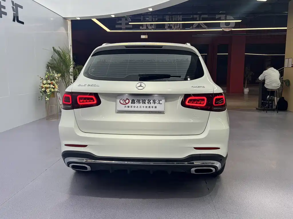 Mercedes-Benz GLC 2022 — фото 15