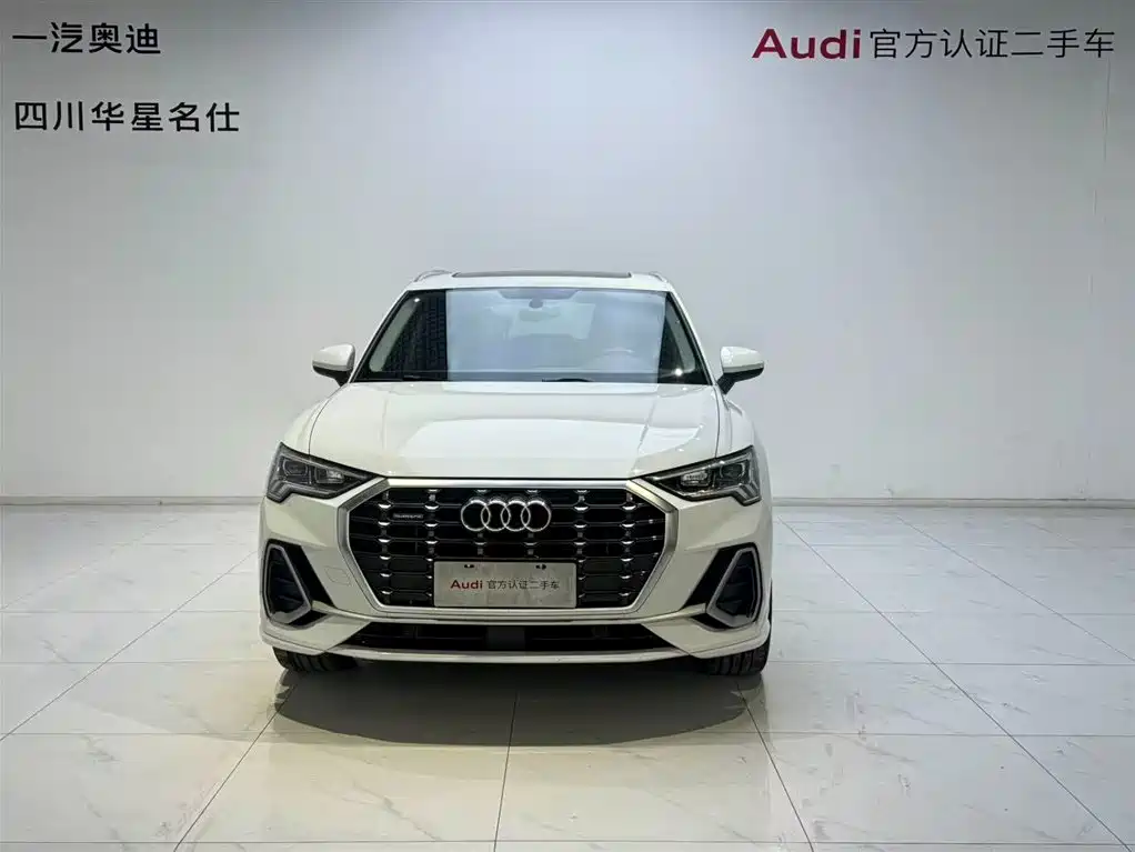 Audi Q3 2020 — фото 2