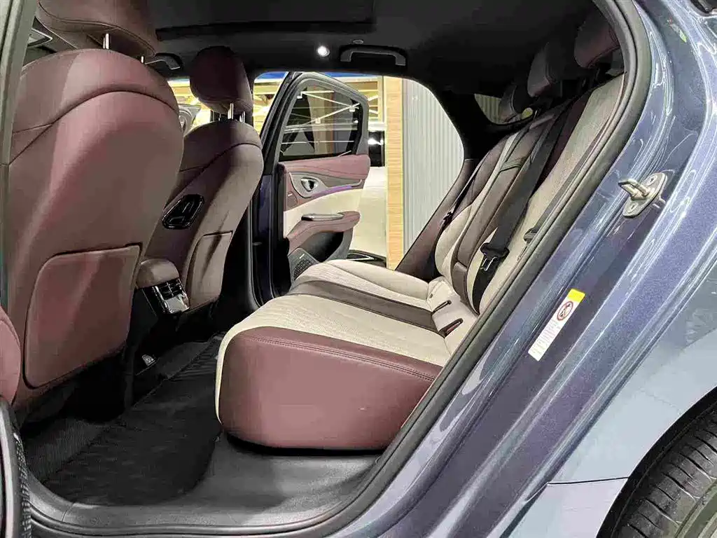 BYD Seal 2023 — фото 12