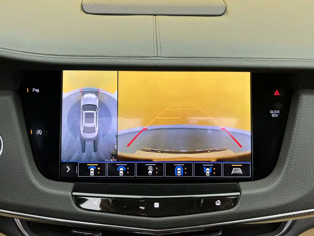Cadillac CT6 2022 — фото 11